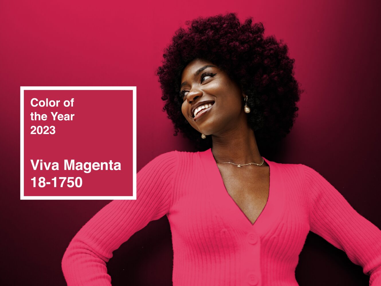 Barva roku 2023: Vpusťte odstín Viva Magenta nejen do svého šatníku ...